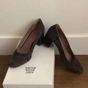 Brown Suede MNZ Pumps